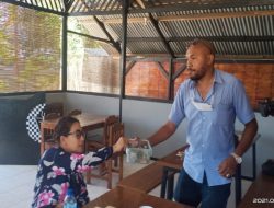 IKKA Kupang Donasi Uang Koin Bantu Manajemen PT. Timor Expres Intermedia