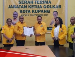 Restu Heru Dupe Resmi Jabat Plt Ketua DPD II Golkar Kota Kupang Gantikan Jonas Salean