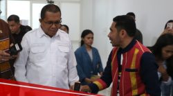 Melki Hadiri Peluncuran Buku Karya Frans Pati Herin yang Ungkap Sisi Lain Wartawan di Balik Layar