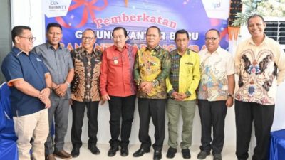Bupati Simplisius Resmikan Kantor Baru Bank NTT di Kota Mbay